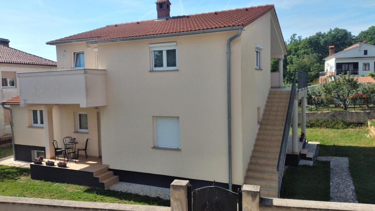 Apartman Ana PUY Exterior foto
